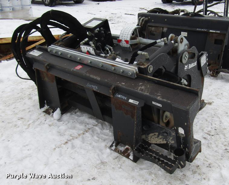 image for item DB6841 2013 Bobcat 40HYD skid steer cold planer
