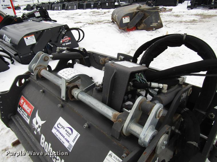 image for item DB6841 2013 Bobcat 40HYD skid steer cold planer