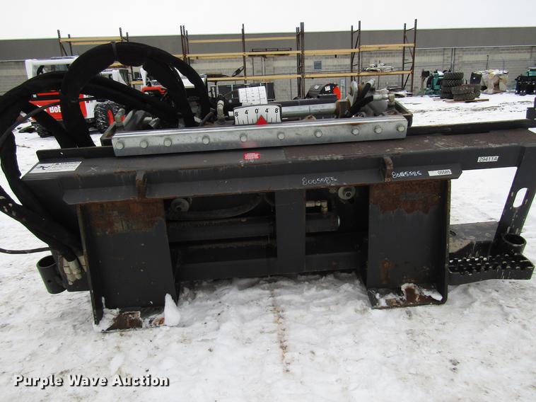 image for item DB6841 2013 Bobcat 40HYD skid steer cold planer