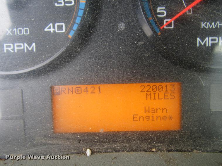 image for item DB6860 2008 International 4300 truck cab and chassis