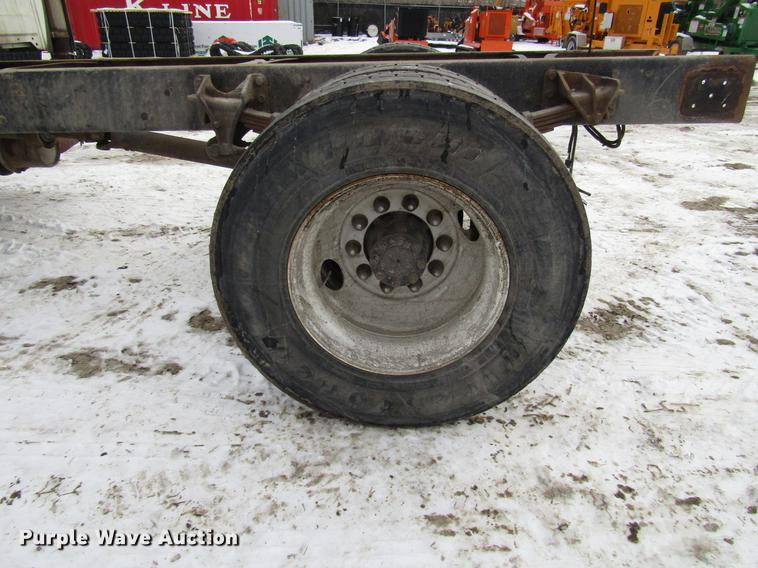 image for item DB6860 2008 International 4300 truck cab and chassis