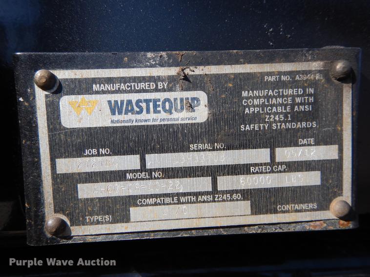 image for item DC0198 2013 Peterbilt 365 roll off truck