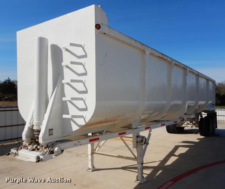 image for item DC0199 2006 CTSI EHRD40 end dump trailer