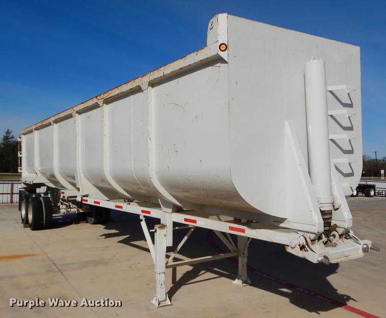 image for item DC0199 2006 CTSI EHRD40 end dump trailer
