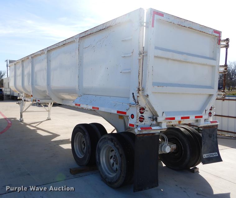 image for item DC0199 2006 CTSI EHRD40 end dump trailer