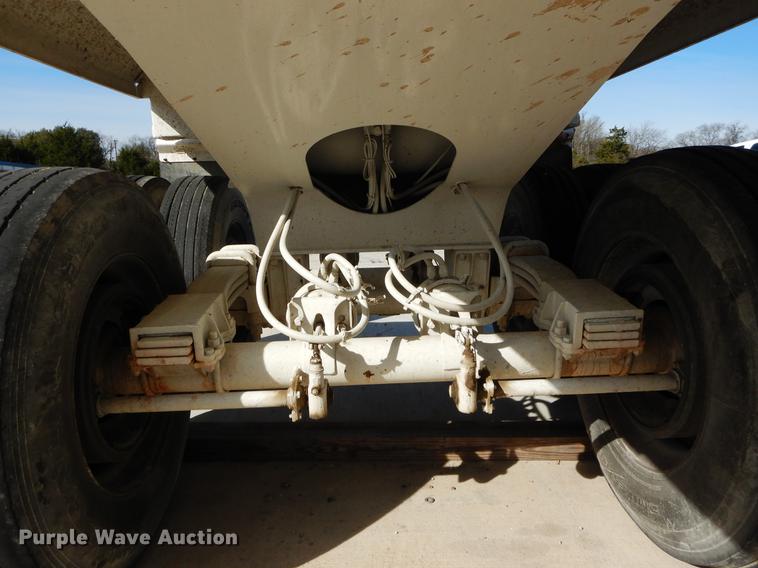 image for item DC0199 2006 CTSI EHRD40 end dump trailer