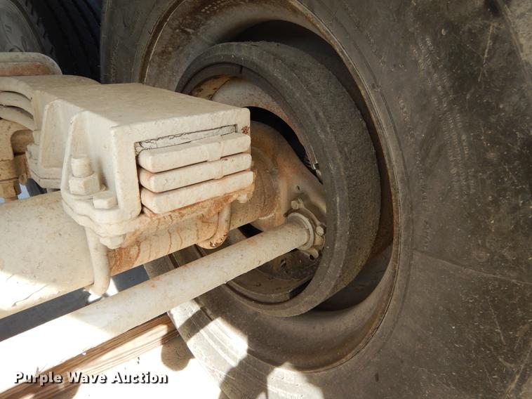 image for item DC0199 2006 CTSI EHRD40 end dump trailer