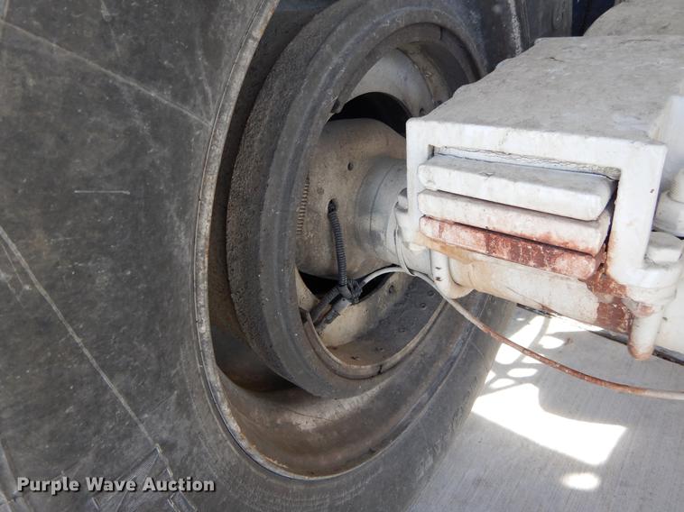 image for item DC0199 2006 CTSI EHRD40 end dump trailer