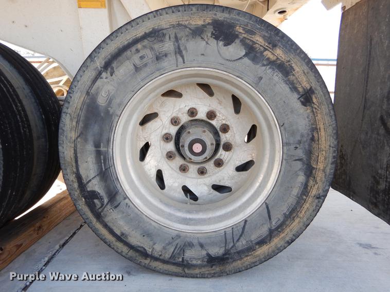 image for item DC0199 2006 CTSI EHRD40 end dump trailer