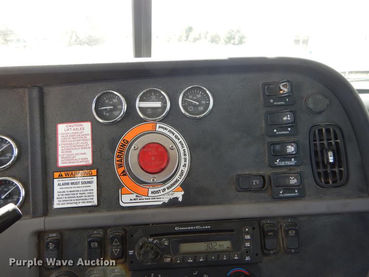 image for item DC0202 2012 Peterbilt 365 roll off truck