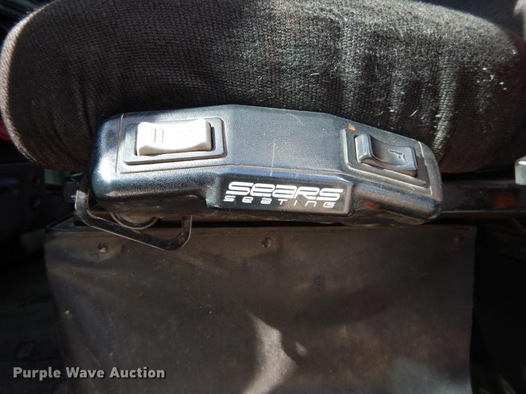 image for item DC0202 2012 Peterbilt 365 roll off truck