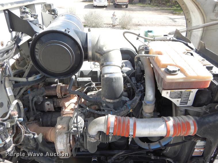 image for item DC0202 2012 Peterbilt 365 roll off truck