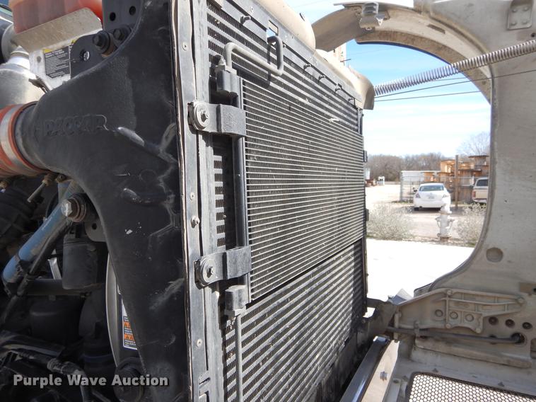 image for item DC0202 2012 Peterbilt 365 roll off truck