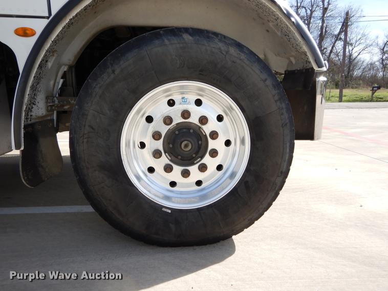 image for item DC0202 2012 Peterbilt 365 roll off truck