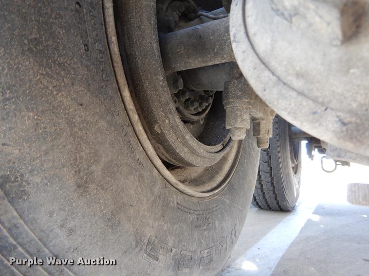 image for item DC0202 2012 Peterbilt 365 roll off truck