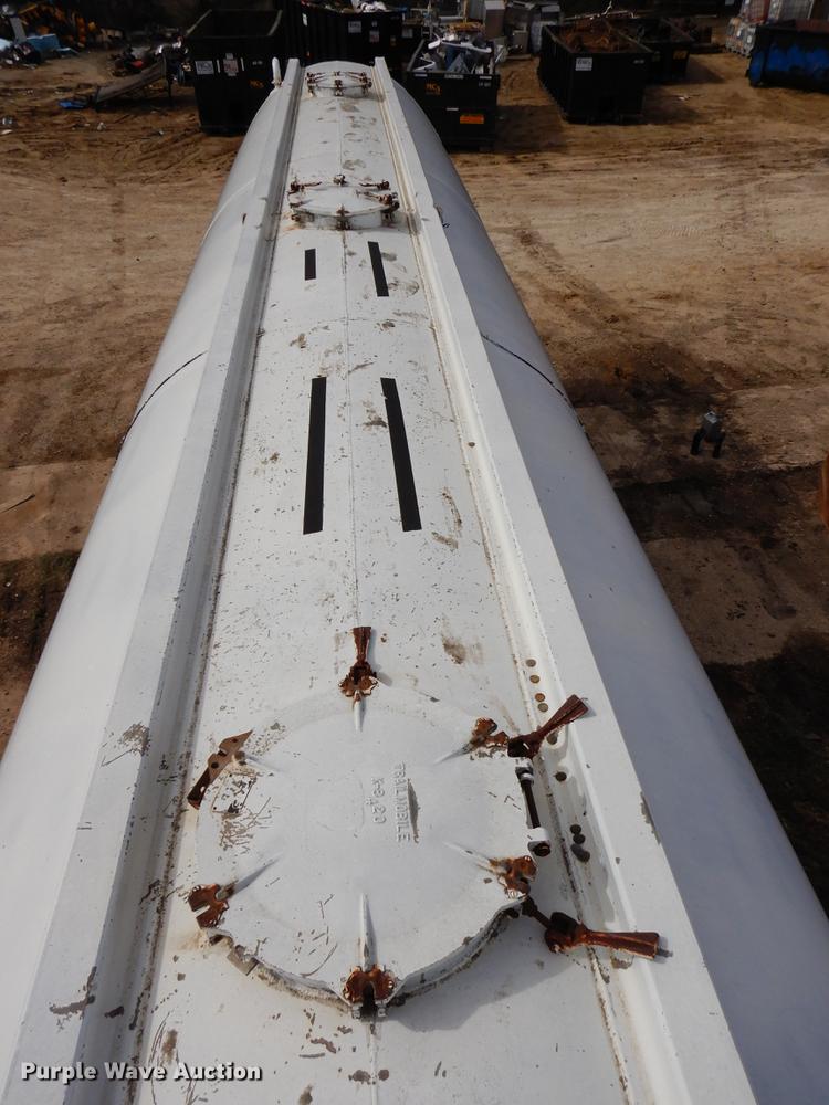 image for item DC0203 1980 Trailmobile tank trailer