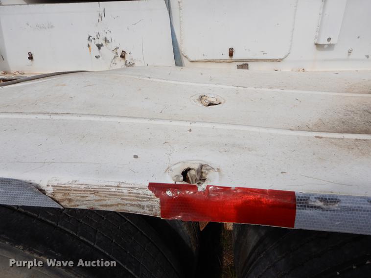 image for item DC0203 1980 Trailmobile tank trailer