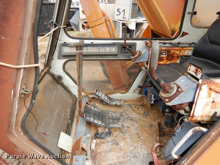 image for item DC0204 1993 Case 9050 excavator
