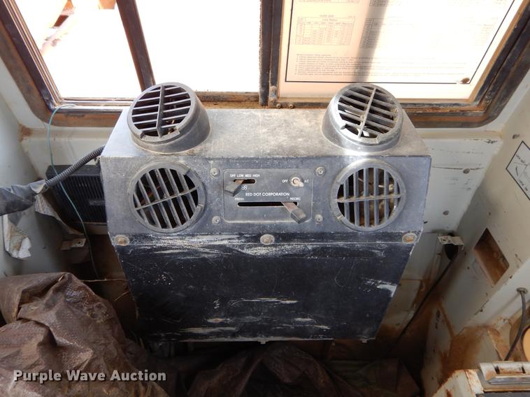 image for item DC0204 1993 Case 9050 excavator