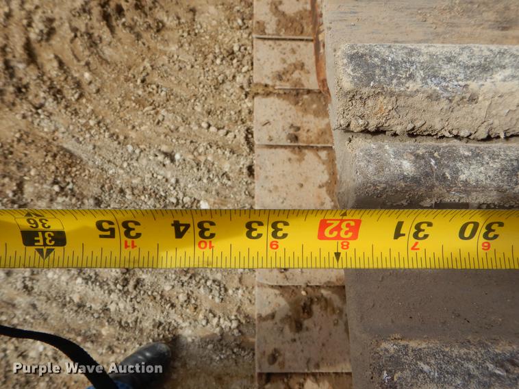 image for item DC0204 1993 Case 9050 excavator