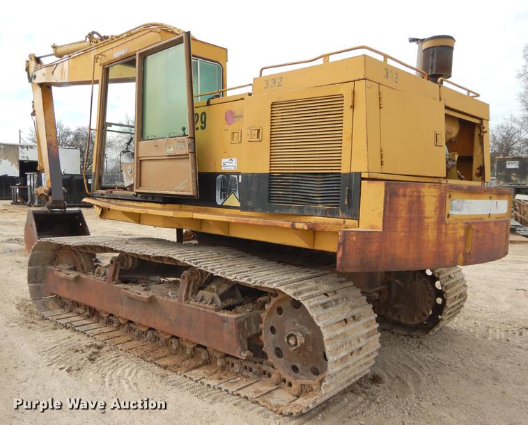 image for item DC0205 1986 Caterpillar 229 excavator