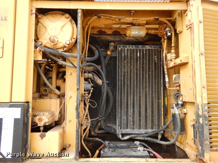 image for item DC0205 1986 Caterpillar 229 excavator