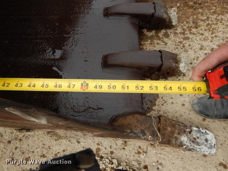 image for item DC0205 1986 Caterpillar 229 excavator