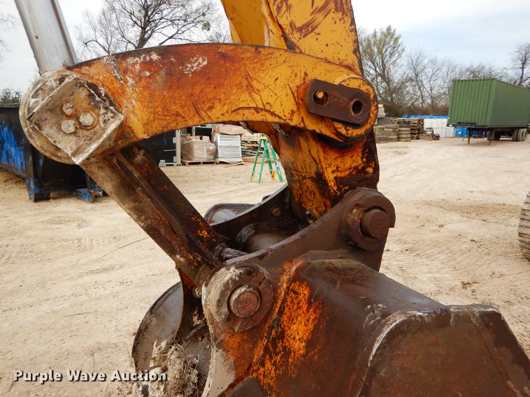 image for item DC0205 1986 Caterpillar 229 excavator