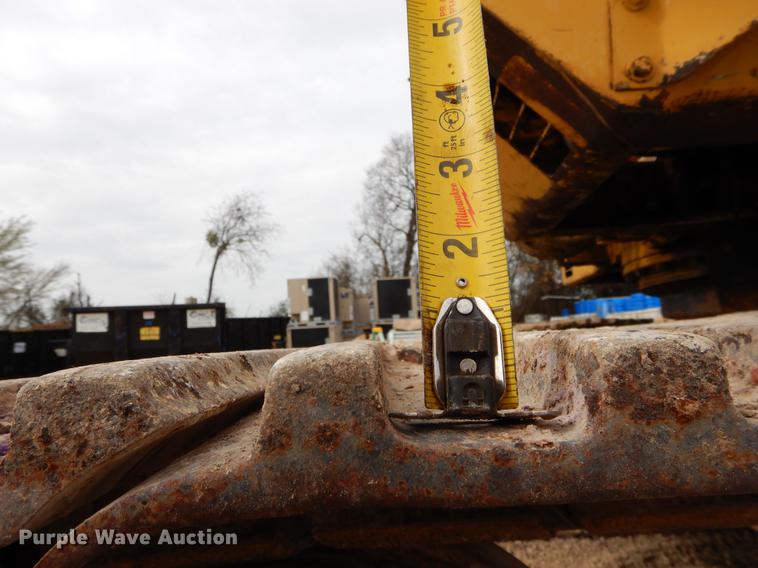 image for item DC0205 1986 Caterpillar 229 excavator