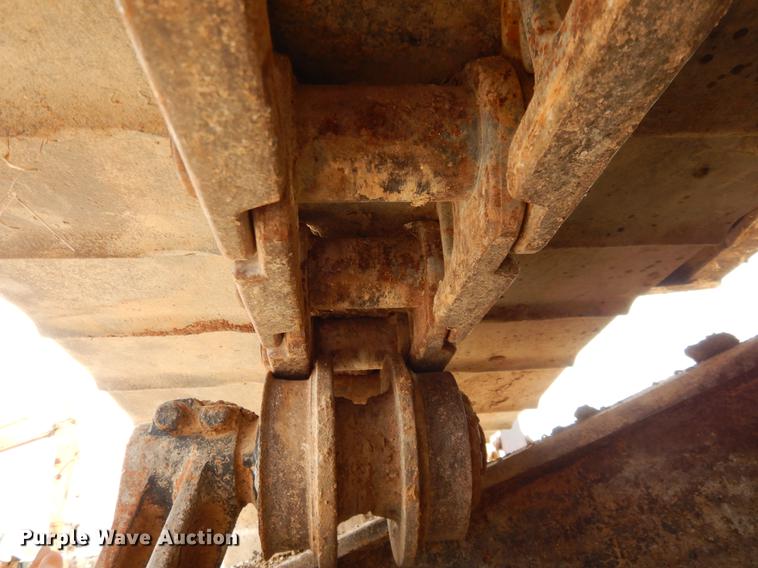 image for item DC0205 1986 Caterpillar 229 excavator