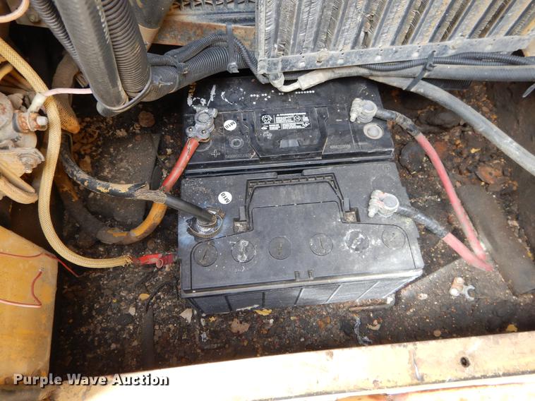 image for item DC0205 1986 Caterpillar 229 excavator