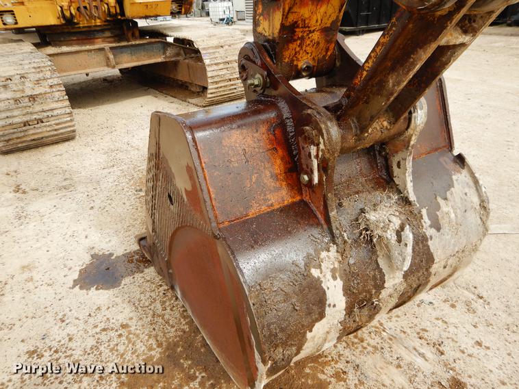 image for item DC0205 1986 Caterpillar 229 excavator