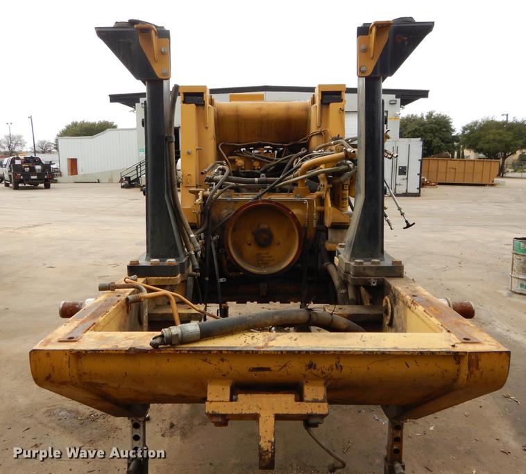 image for item DC0206 Caterpillar 963C track loader frame