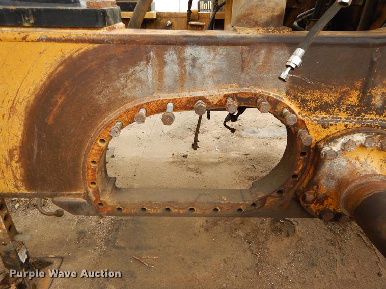 image for item DC0206 Caterpillar 963C track loader frame