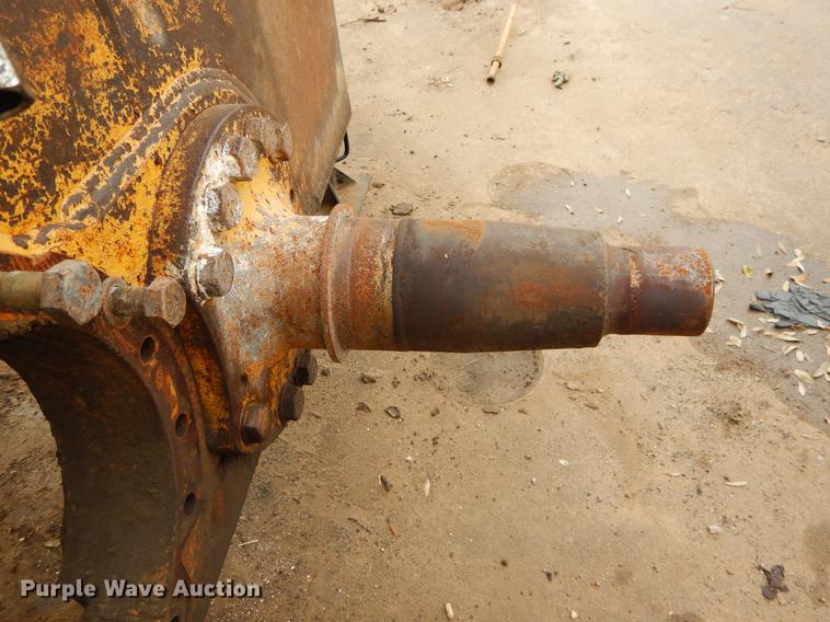 image for item DC0206 Caterpillar 963C track loader frame