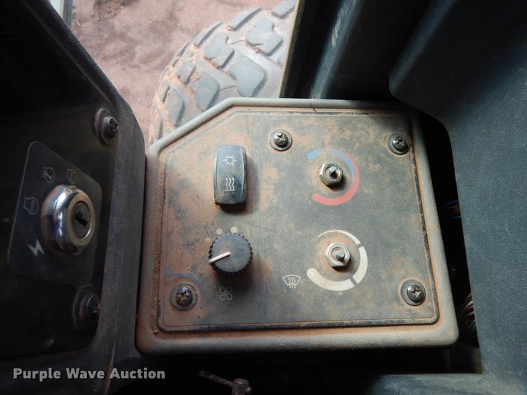 image for item DD3640 2009 John Deere 772D motor grader