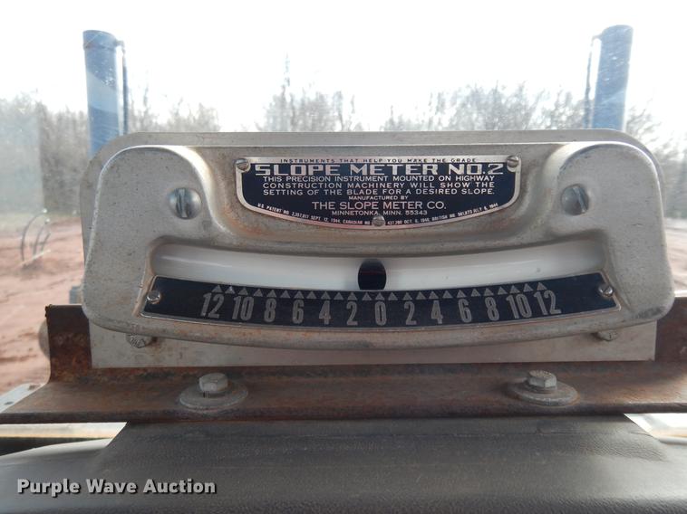 image for item DD3640 2009 John Deere 772D motor grader