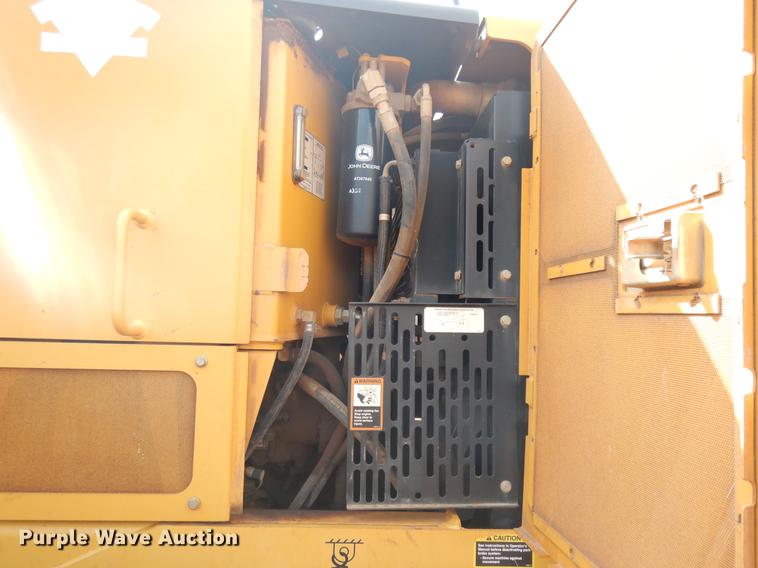 image for item DD3640 2009 John Deere 772D motor grader