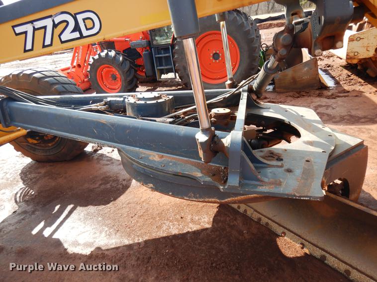 image for item DD3640 2009 John Deere 772D motor grader