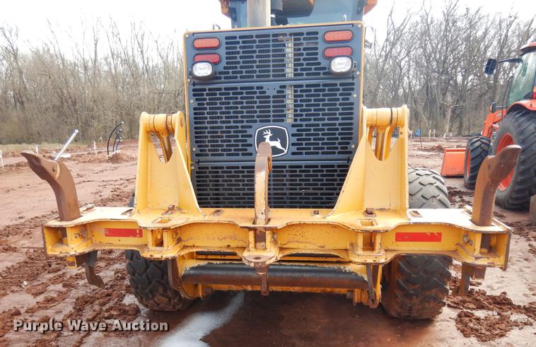 image for item DD3640 2009 John Deere 772D motor grader