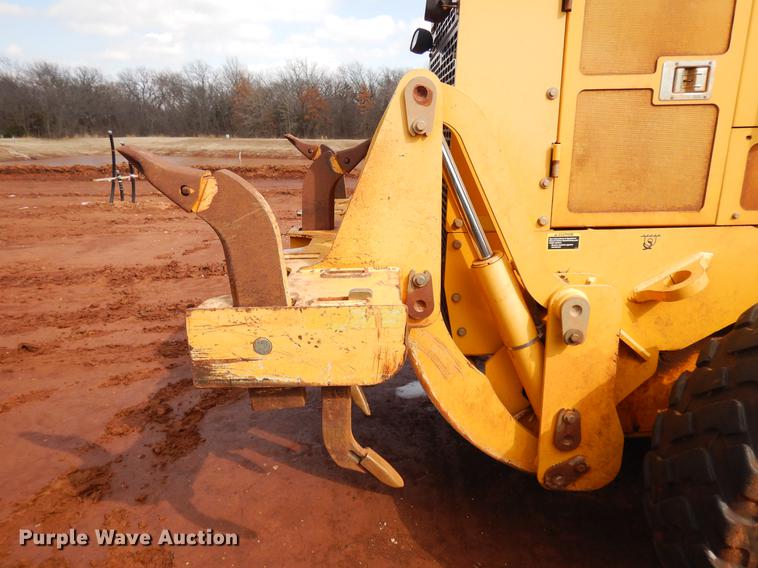 image for item DD3640 2009 John Deere 772D motor grader