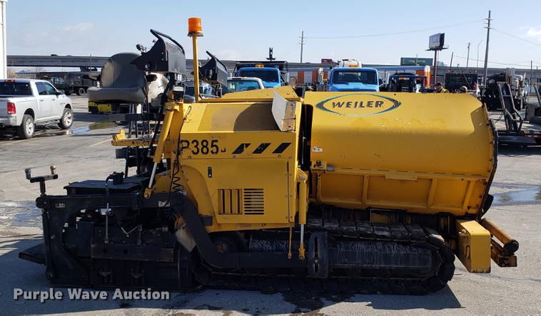 image for item DD3943 2014 Weiler P385A paver