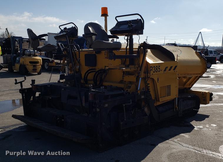 image for item DD3943 2014 Weiler P385A paver