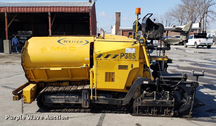 image for item DD3943 2014 Weiler P385A paver