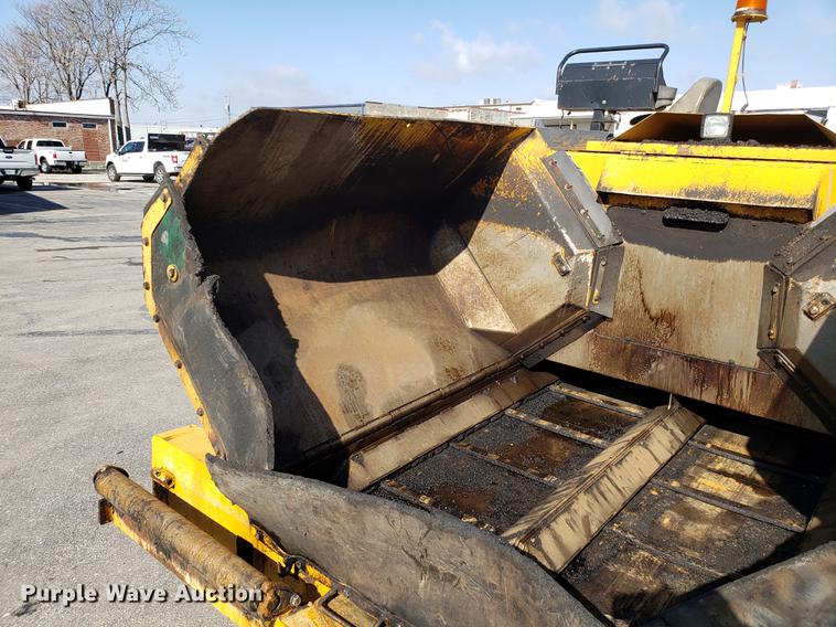 image for item DD3943 2014 Weiler P385A paver