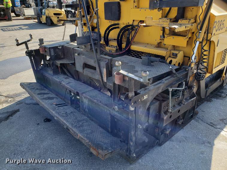 image for item DD3943 2014 Weiler P385A paver