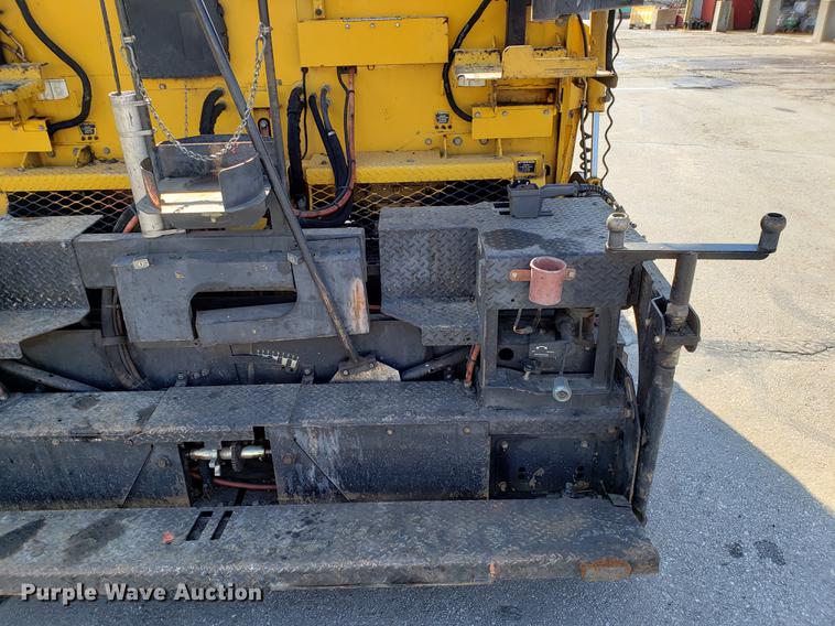 image for item DD3943 2014 Weiler P385A paver