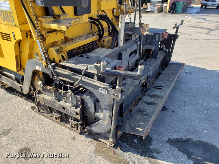 image for item DD3943 2014 Weiler P385A paver