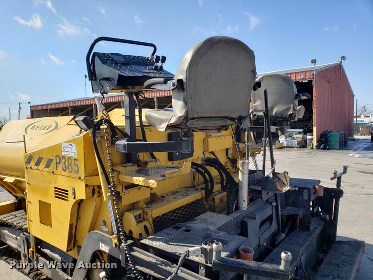image for item DD3943 2014 Weiler P385A paver