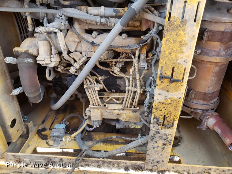 image for item DD3943 2014 Weiler P385A paver